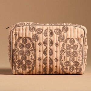 Anthropologie LLANI x ANTHROPOLOGIE Floral Cosmetic Bag - NEW